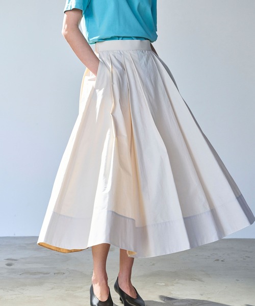 N.O.R.C（ノーク）の「タックフレアスカート【NYLON WEATHER】（スカート・レディース・ネイビー/アイボリー・S/M）」の11枚目の写真