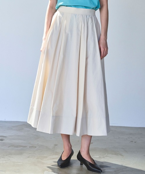 N.O.R.C（ノーク）の「タックフレアスカート【NYLON WEATHER】（スカート・レディース・ネイビー/アイボリー・S/M）」の3枚目の写真