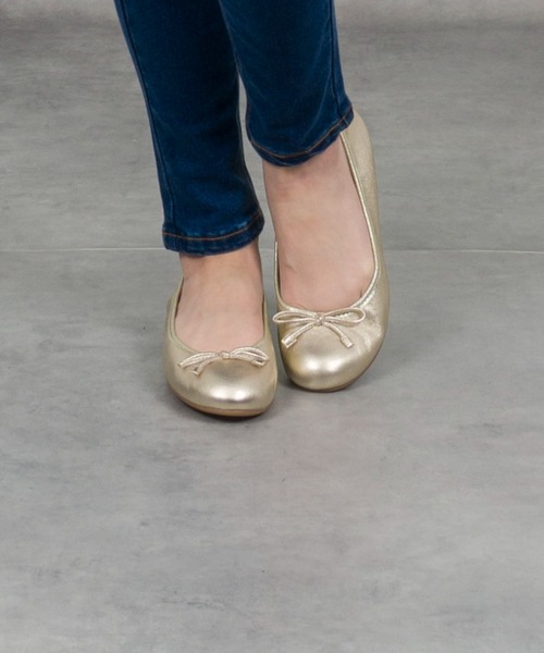 UNISA（ユニサ）の「【UNISA】フラット　バレエシューズ　パンプス シンプル リボン　スペイン製（パンプス・レディース・レッド/ゴールド/シルバー/アイボリー/ブラック・39/36/37/38）」の5枚目の写真
