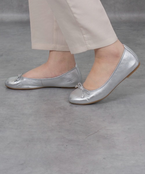 UNISA（ユニサ）の「【UNISA】フラット　バレエシューズ　パンプス シンプル リボン　スペイン製（パンプス・レディース・レッド/ゴールド/シルバー/アイボリー/ブラック・39/36/37/38）」の22枚目の写真