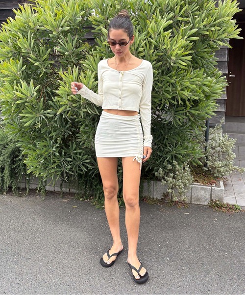 ROXY(ロキシー)の「SHORTS MODE /ロキシーセットアップ対応可能ドローコード付きラッシュスカート(水着)(水着・レディース・ブラック/ホワイト/ピンク・SMALL/MEDIUM/LARGE)」の16枚目の写真