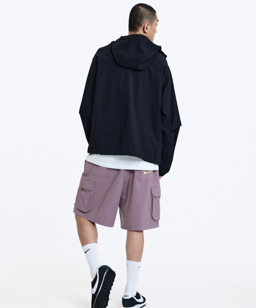 NIKE（ナイキ）の「ナイキ スポーツウェア カーニー Dri-FIT カーゴ スケートボードショートパンツ / Nike Sportswear Kearny Dri-FIT Cargo Skate Shorts IB7552-204 Taupe Grey（カーゴパンツ・メンズ・ピンク系その他・S/M/L/2XL/XL）」の3枚目の写真