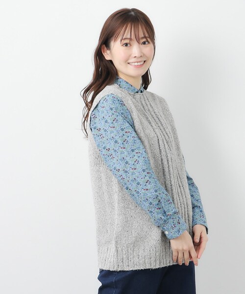 LAURA ASHLEY(ローラアシュレイ)の「【限定店舗展開/日本製/ワンマイルウエア】シルクネップベスト(ベスト・レディース・ベージュ/グレー/ブルー・38)」の4枚目の写真