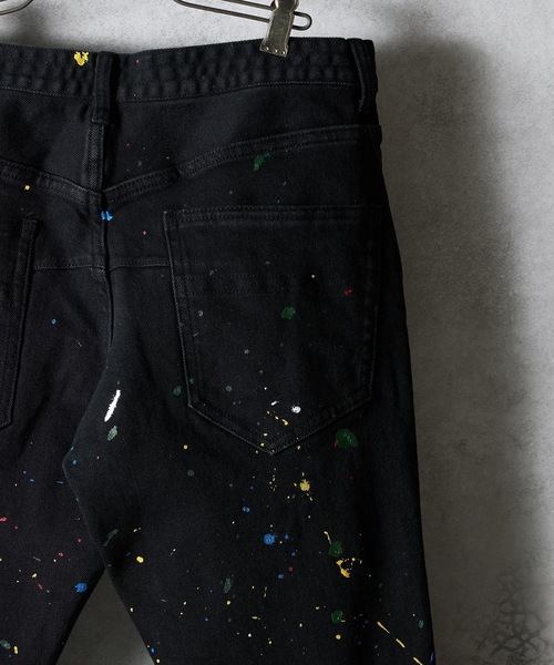 NUMBER (N)INE(ナンバーナイン)の「HAND PAINTED SKINNY STRETCH DENIM JEANS OW / ハンドペイント ブラック ストレッチデニム スキニー ジーンズ ワンウォッシュ(デニムパンツ・メンズ・ブラック・3/4/2)」の9枚目の写真