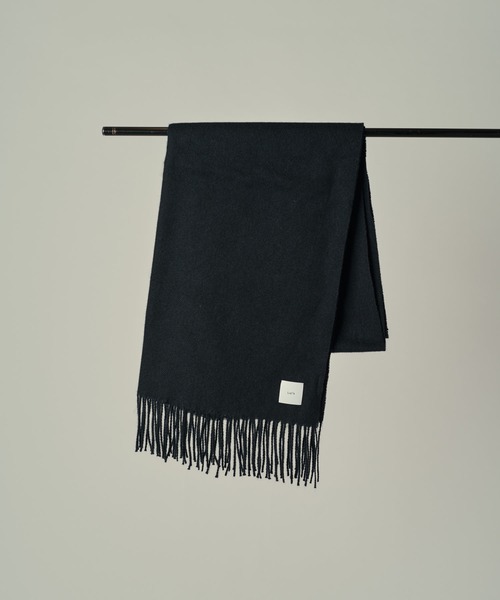 Lui's（ルイス）の「カシミヤタッチカラーロングマフラー（マフラー・メンズ・バーガンディー/ベージュ系その他/ホワイト/グレー/ブラック・FREE）」の13枚目の写真