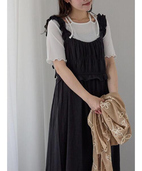 ehka sopo（エヘカソポ）の「シャーリングフリルキャミワンピース（ワンピース・レディース・キナリ/ブラック/グレー・F）」の2枚目の写真