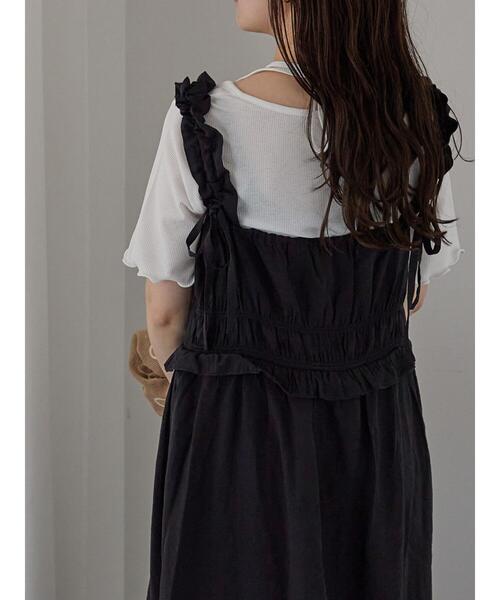 ehka sopo（エヘカソポ）の「シャーリングフリルキャミワンピース（ワンピース・レディース・キナリ/ブラック/グレー・F）」の18枚目の写真