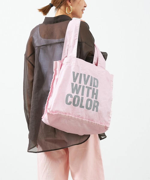 MICA&DEAL（マイカ＆ディール）の「VIVID WITH COLOR"ロゴコットントートバッグ（トートバッグ・レディース・ピンク/サックスブルー/オフホワイト/チャコールグレー・FREE）」の4枚目の写真