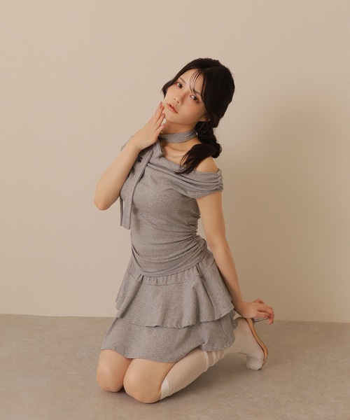M DOLLY(エムドリー)の「muffler choker frill set up /マフラーチョーカーフリルセットアップ(セットアップ・レディース・ブラック/グレー・FREE)」の9枚目の写真