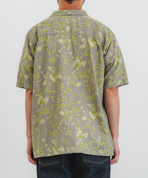 quadro(クオドロ)の「綿麻シーチング花柄pt半袖シャツ(シャツ/ブラウス・メンズ・グレー/オレンジ・LARGE/MEDIUM)」の19枚目の写真