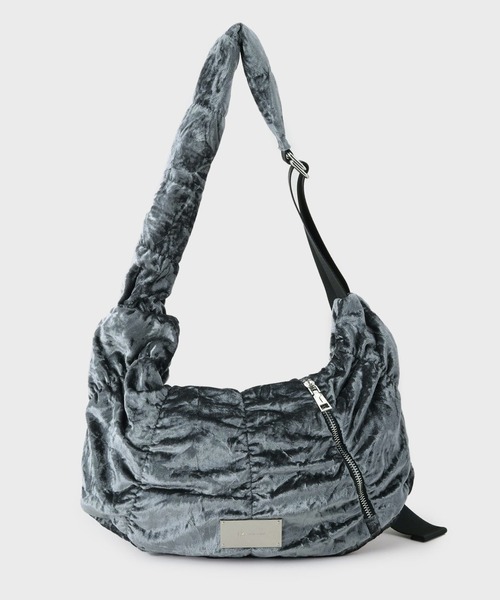 tk.TAKEO KIKUCHI（ティーケータケオキクチ）の「【パフィーシリーズ】ロータスショルダーバッグ（ショルダーバッグ・メンズ・オレンジ系その他2/ブラック系/ブラック/ブルー系その他2/グレー系その他2/ネイビー系1・00）」の4枚目の写真