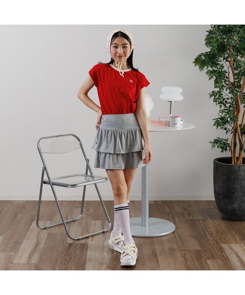 algy(アルジー)の「フレンチスリーブワンポイントシシュウT(Tシャツ/カットソー・キッズ・ピンク/レッド/オフホワイト/サックスブルー・XX-SMALL/X-SMALL/MEDIUM/SMALL)」の5枚目の写真