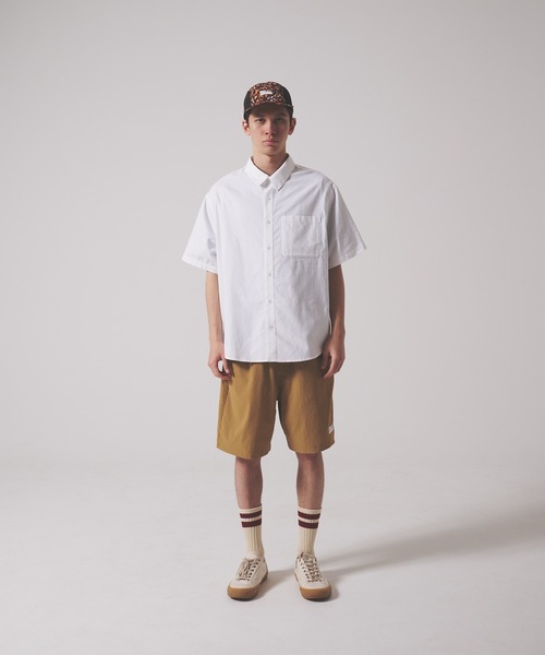 FIRST DOWN（ファーストダウン）の「オックスフォード ショートスリーブ シャツ（シャツ/ブラウス・メンズ・ホワイト/サックスブルー・M/L/XL）」の4枚目の写真