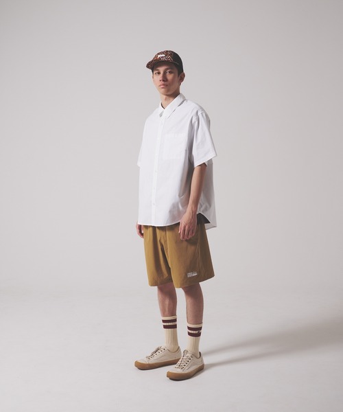 FIRST DOWN（ファーストダウン）の「オックスフォード ショートスリーブ シャツ（シャツ/ブラウス・メンズ・ホワイト/サックスブルー・M/L/XL）」の5枚目の写真