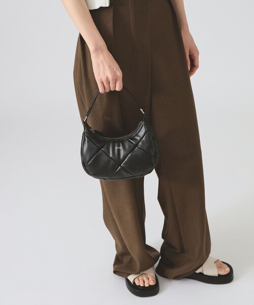 YAHKI(ヤーキ)の「【WEB限定】YAHKI / YH-745 HAND BAG(トートバッグ・レディース・ブラック/ダークブラウン・ONE SIZE)」の1枚目の写真