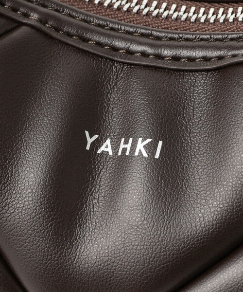 YAHKI(ヤーキ)の「【WEB限定】YAHKI / YH-745 HAND BAG(トートバッグ・レディース・ブラック/ダークブラウン・ONE SIZE)」の12枚目の写真