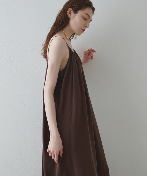 Drawing Numbers(ドローイング ナンバーズ)の「【Drawing Numbers】キャミマキシドレス(ワンピース・レディース・グレイッシュベージュ/ブラック・38)」の18枚目の写真