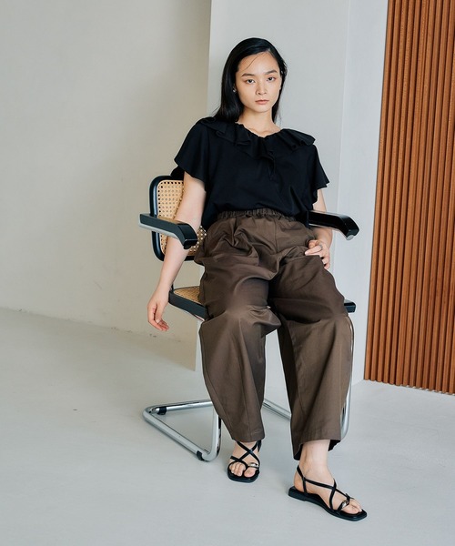 LEPSIM（レプシィム）の「フリル襟デザインプルオーバー　570924（Tシャツ/カットソー・レディース・ブラウン/レッド/オフホワイト/ブラック・FREE）」の11枚目の写真
