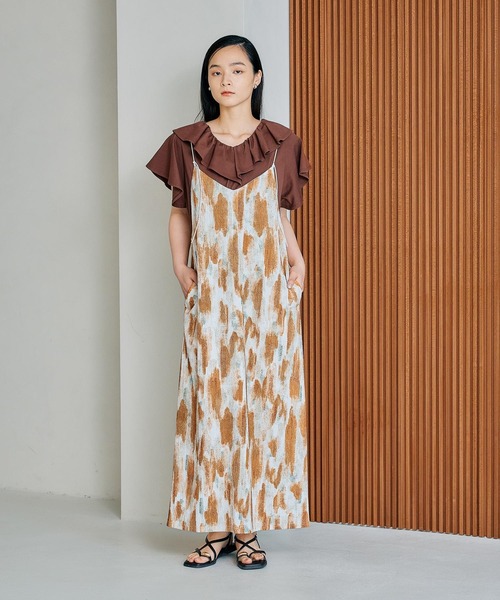 LEPSIM（レプシィム）の「フリル襟デザインプルオーバー　570924（Tシャツ/カットソー・レディース・ブラウン/レッド/オフホワイト/ブラック・FREE）」の17枚目の写真