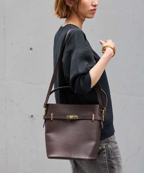 AULENTTI/オウレンティワンハンドル金具付きbasketバック