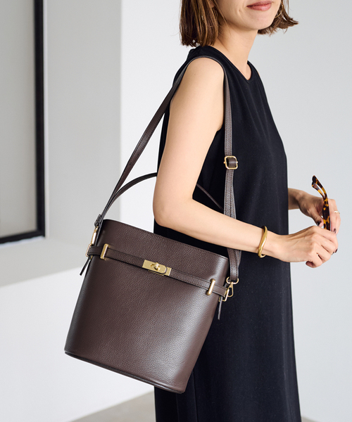 FRAMeWORK(フレームワーク)の「AULENTTI/オウレンティワンハンドル金具付きbasketバック(ハンドバッグ・レディース・ブラウン/ブラック・FREE)」の17枚目の写真