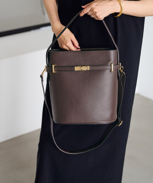 FRAMeWORK(フレームワーク)の「AULENTTI/オウレンティワンハンドル金具付きbasketバック(ハンドバッグ・レディース・ブラウン/ブラック・FREE)」の19枚目の写真