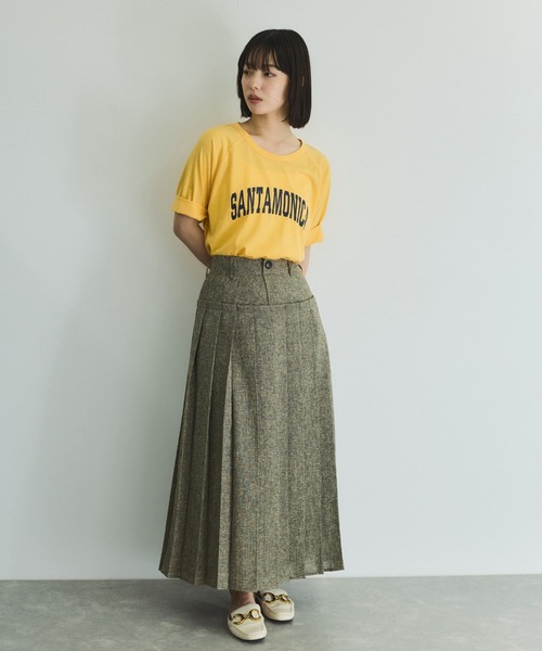 VICKY（ビッキー）の「リサイクルポリエステルロゴTシャツ≪手洗い可能≫（Tシャツ/カットソー・レディース・オフホワイト/ブラック/イエロー・M）」の19枚目の写真