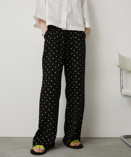 Auntie Rosa Holiday（アンティローザホリデー）の「ドットイージーパンツ（その他パンツ・レディース・ブラック/ネイビー・FREE）」の4枚目の写真