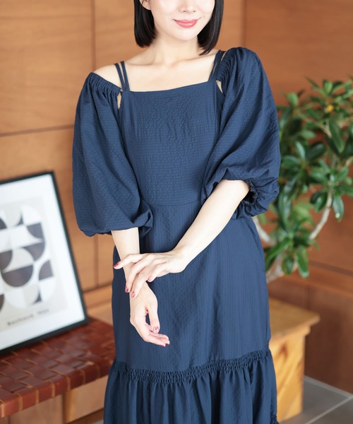 Ruwan yu(ルワンユー)の「3WAYギャザースリーブティアードワンピース【大きいサイズ対応】(ワンピース・レディース・ネイビー・4L/3L/LL/L)」の14枚目の写真