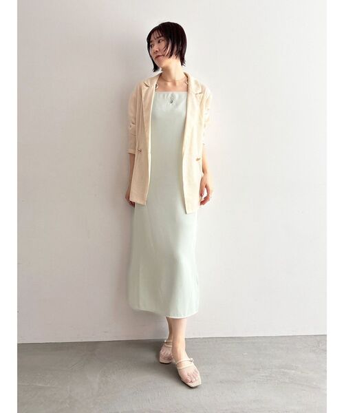 LAGUNAMOON（ラグナムーン）の「ドロップディティールサテンキャミワンピース（ワンピース・レディース・ミント/ベージュ/ブラック・SMALL/MEDIUM）」の13枚目の写真