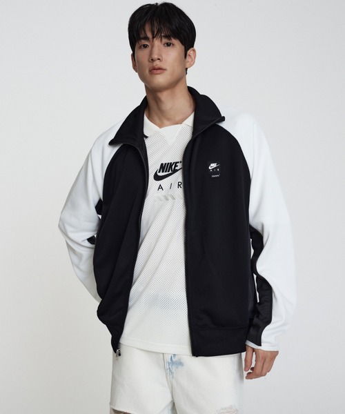 Nike ブラック ナイロンジャケット フルジップ Nike ブラック ナイロンジャケット フルジップ NIKE ナイロン