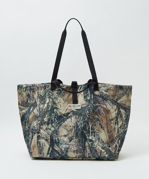 WILDERNESS EXPERIENCE(ウィルダネスエクスペリエンス)の「【WILDERNESS EXPERIENCE/ウィルダネスエクスペリエンス】Real Tree Camo/リアルツリーカモユーティリティートート/大容量22L(トートバッグ・メンズ・ブラウン系その他/パープル系その他/ピンク系その他/オレンジ系その他/カーキ・フリー)」の7枚目の写真