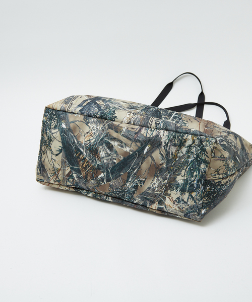 WILDERNESS EXPERIENCE(ウィルダネスエクスペリエンス)の「【WILDERNESS EXPERIENCE/ウィルダネスエクスペリエンス】Real Tree Camo/リアルツリーカモユーティリティートート/大容量22L(トートバッグ・メンズ・ブラウン系その他/パープル系その他/ピンク系その他/オレンジ系その他/カーキ・フリー)」の14枚目の写真