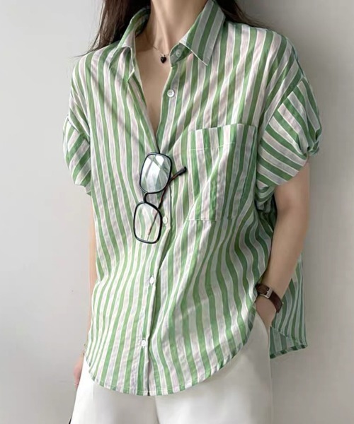 ReRe(リリ)の「ストライプ半袖シャツ(シャツ/ブラウス・レディース・ブラック/グリーン・MEDIUM/LARGE/X-LARGE)」の3枚目の写真