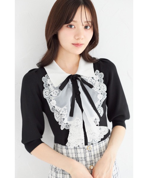 tocco closet(トッコ クローゼット)の「襟&リボン付きレースフリル装飾ニットプルオーバー(ニット/セーター・レディース・ブラック/ピンク/オフホワイト・M)」の2枚目の写真