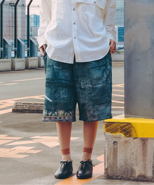 DISCOVERED(ディスカバード)の「CRUST TROMPELOEIL SHORTS(スウェットパンツ・メンズ・ブラック・1/3)」の1枚目の写真