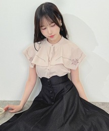 an another angelus | スクエアケープ衿ローズ刺繍ブラウス(シャツ/ブラウス)