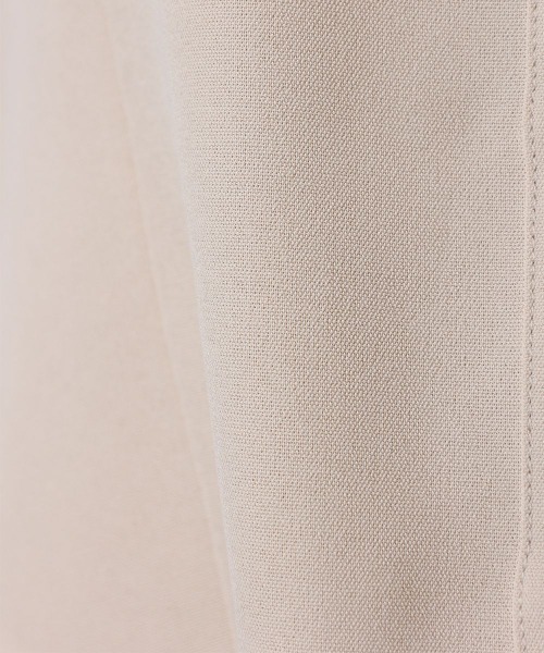 an another angelus（アンアナザーアンジェラス）の「スクエアケープ衿ローズ刺繍ブラウス（シャツ/ブラウス・レディース・ピンクベージュ/オフホワイト・FREE）」の4枚目の写真