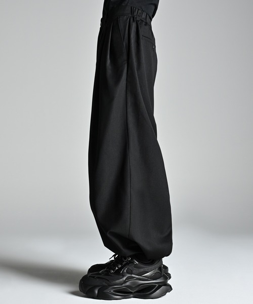 welise（ウェライズ）の「【welise × 犬飼京 -ephemeral- 】BONTAN グレイスフルヘビーTR 2way3タックワイドフレアスラックス（スラックス・メンズ・ブラック・M/S/XS/L）」の8枚目の写真