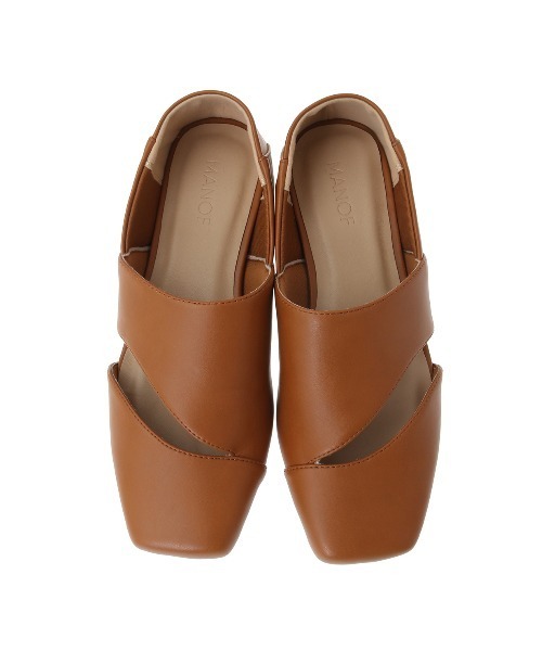 MANOF(マノフ)の「CURVE CUTTING FLAT SHOES(その他シューズ・レディース・キャメル/ダークブラウン・37/36/38)」の9枚目の写真