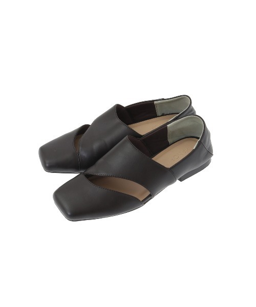 MANOF(マノフ)の「CURVE CUTTING FLAT SHOES(その他シューズ・レディース・キャメル/ダークブラウン・37/36/38)」の16枚目の写真