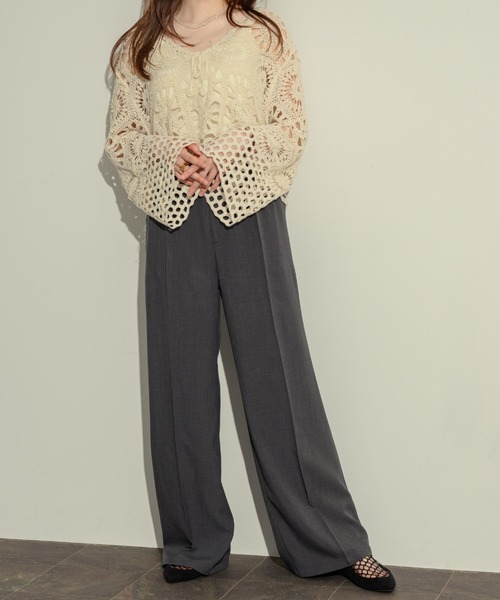 NEUNA（ヌナ）の「フレアスリーブクロシェカーデ（カーディガン/ボレロ・レディース・ベージュ/ブラック・FREE）」の3枚目の写真