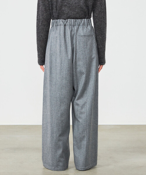 LE GLAZIK（ルグラジック）の「LE GLAZIK | ウール ワイドイージーパンツ WOMEN（その他パンツ・レディース・ダークネイビー/ベージュ/グレー・36）」の13枚目の写真