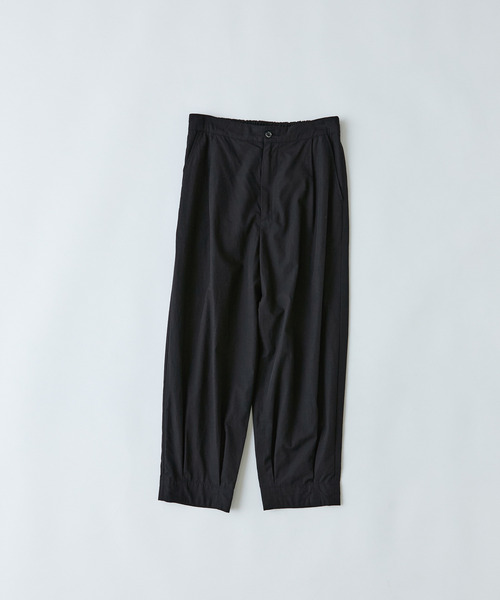 conges payes ADIEU TRISTESSE（コンジェ ペイエ アデュートリステス）の「裾タックイージーパンツ（その他パンツ・レディース・チャコールグレー/パープル・38）」の2枚目の写真