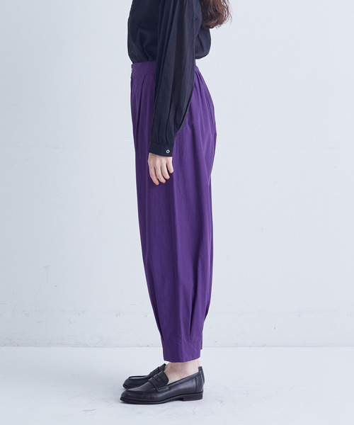 conges payes ADIEU TRISTESSE（コンジェ ペイエ アデュートリステス）の「裾タックイージーパンツ（その他パンツ・レディース・チャコールグレー/パープル・38）」の11枚目の写真