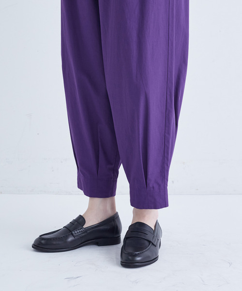 conges payes ADIEU TRISTESSE（コンジェ ペイエ アデュートリステス）の「裾タックイージーパンツ（その他パンツ・レディース・チャコールグレー/パープル・38）」の16枚目の写真