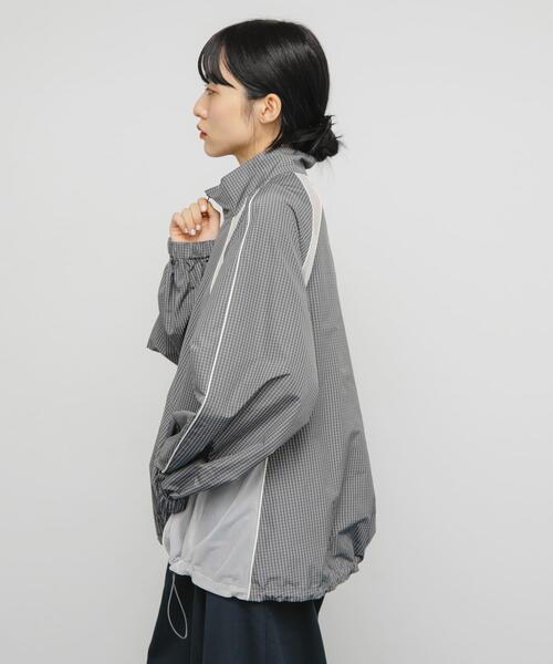 KBF（ケイビーエフ）の「チェックZIPアップブルゾン（ブルゾン・レディース・グレー系その他/グリーン系その他・ONE）」の11枚目の写真