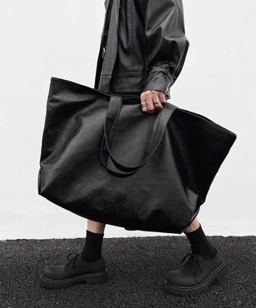 レザー トートバッグ 黒 大容量 セール】大容量 フェイクレザー トートバッグ（トートバッグ）｜CELENA