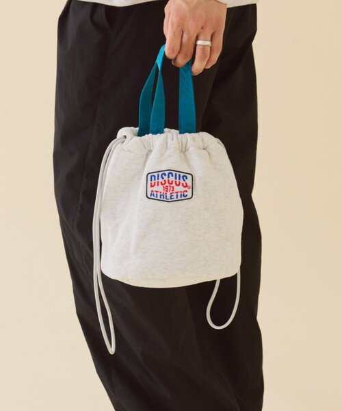 DISCUS(ディスカス)の「【DISCUS】スウェット巾着バッグ(ハンドバッグ・レディース・グレー/ブルー/ブラック・ONE SIZE)」の3枚目の写真