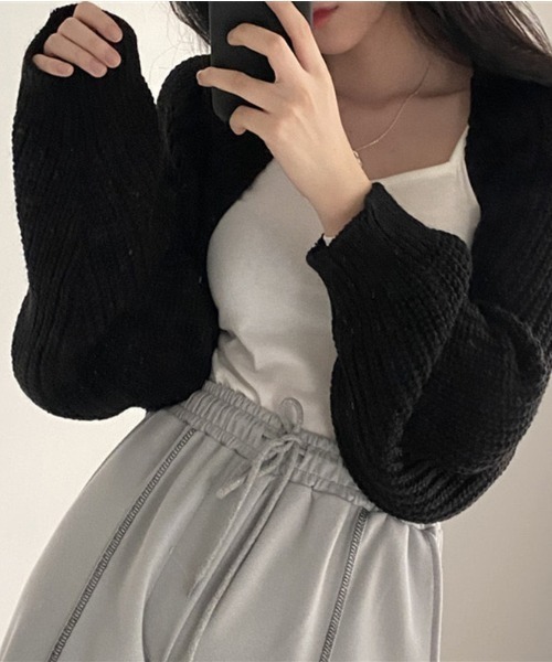 deux amour(ドゥーザムール)の「ボリュームスリーブざっくり編みニット短丈ボレロ(カーディガン/ボレロ・レディース・ブラック/グレー/アイボリー・FREE)」の14枚目の写真